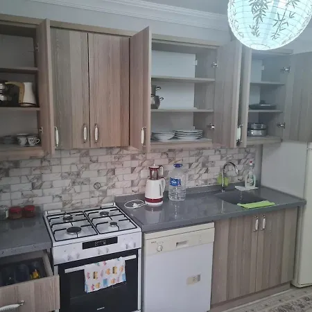 Semesterbostad Garden Floor Summer House In Uslu Site 250m To The Sea *