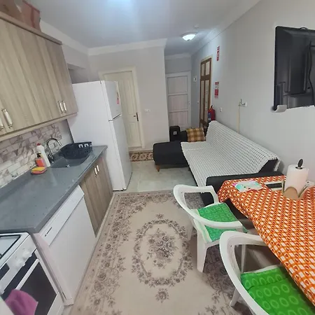 Semesterbostad Garden Floor Summer House In Uslu Site 250m To The Sea